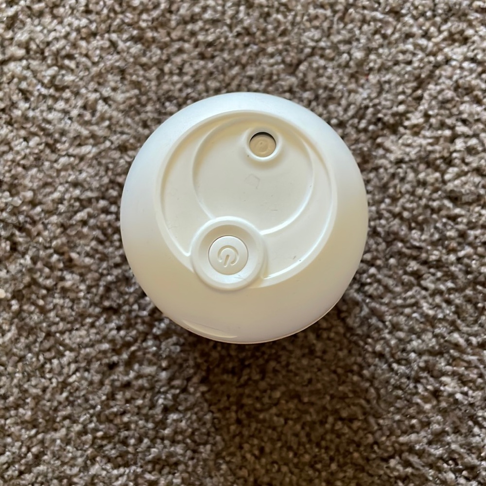 Small room, air humidifier